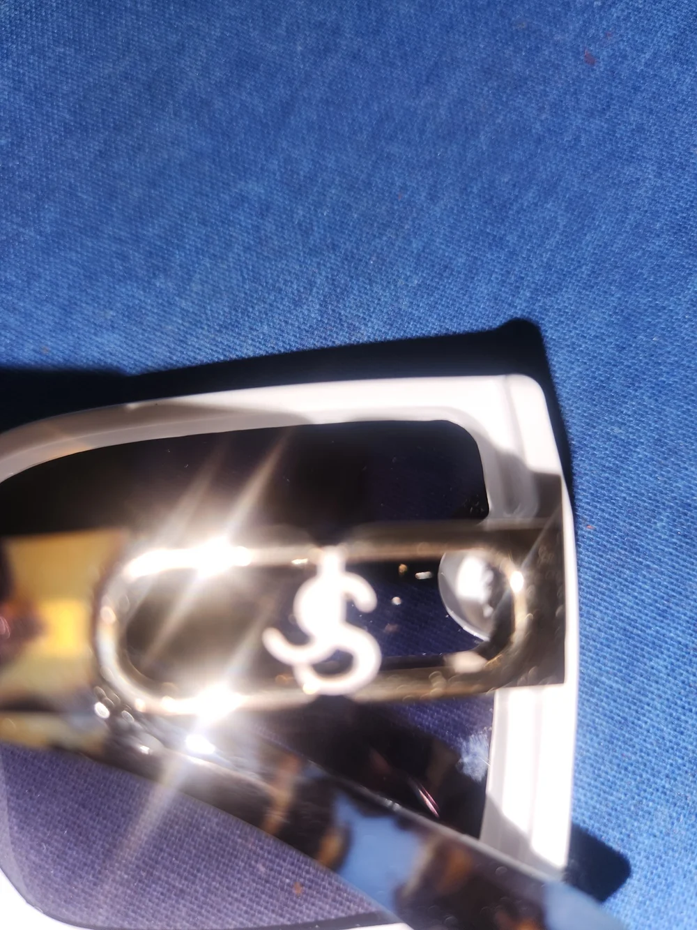Jessica Simpson Square Sunglasses with Pink Frame and Black Lenses